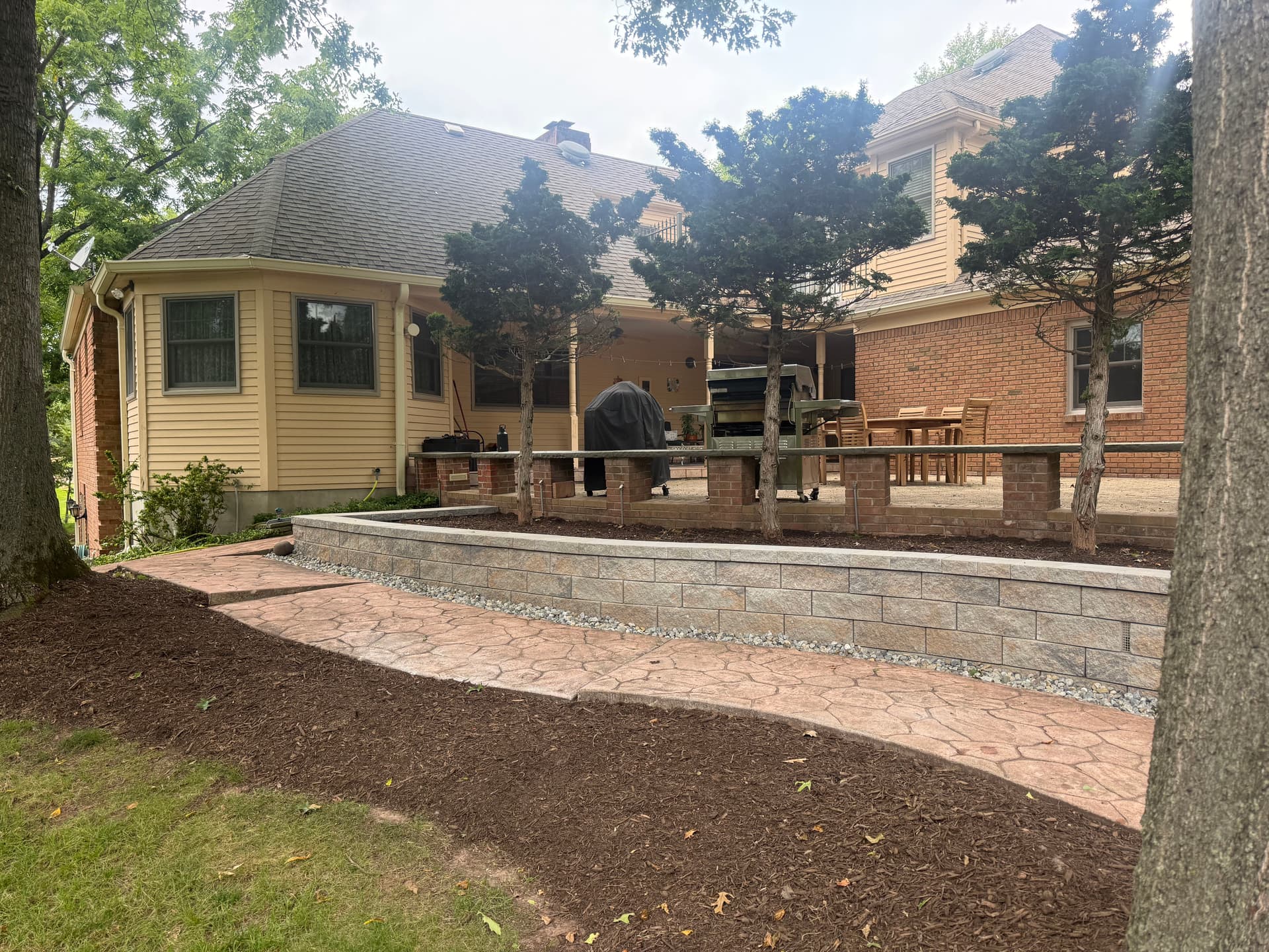 Gallery photos for Retaining Wall and Landscape Cleanup in Branchburg NJ: Image #1