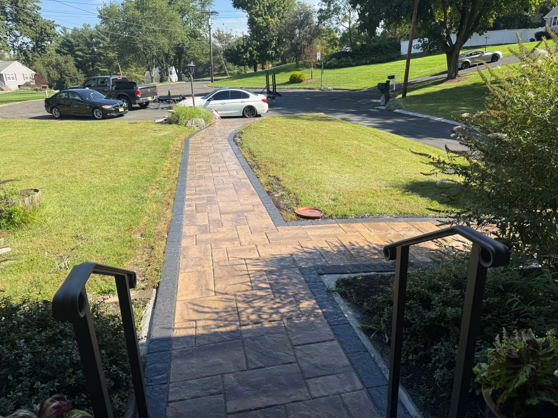 Paver Walkway Installation in Branchburg NJ with Blu 60 Slate Pavers image